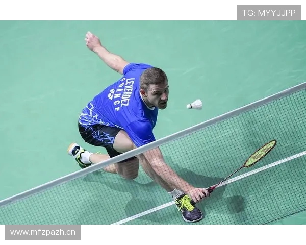 谌龙买衣服比普通人还讲究，这家店生意得火到爆吧